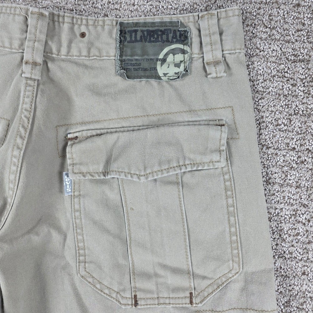 Vtg Levis SilverTab Trooper Cargo Pants Mens 32x28 Khaki Tan Baggy Y2K Tactical - Picture 7 of 11